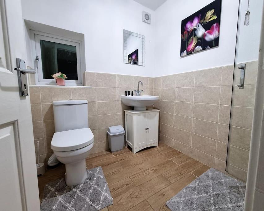 *C.Sani* Setup For Your Most Relaxed & Amazing Stay + Free Parking + Free Fast Wifi * Leeds  Dış mekan fotoğraf
